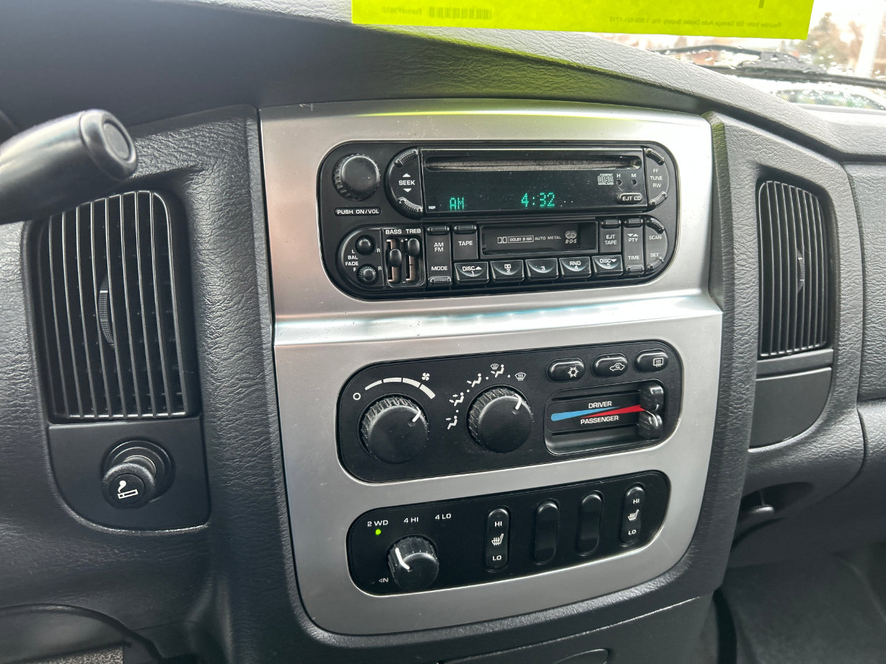 Used 2004 Dodge Ram 3500 Truck SLT w/ Trailer Tow Group image 8