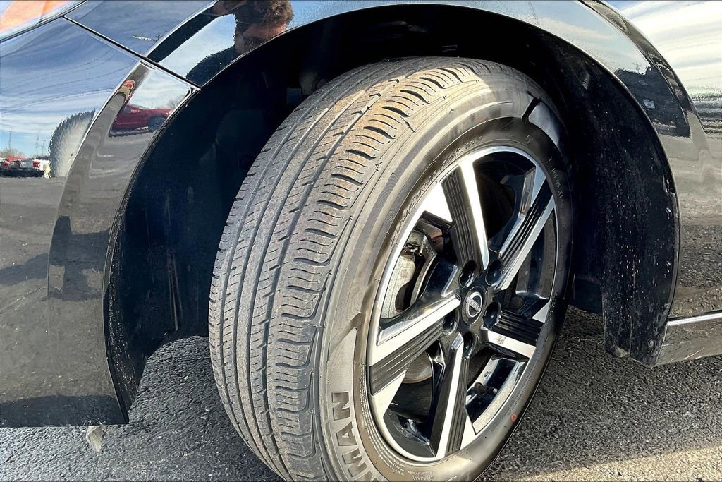 Used 2024 Nissan Sentra SV image 36