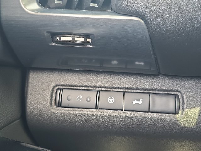New 2026 Nissan Pathfinder SL w/ SL Premium Package AWD/4WD image 32