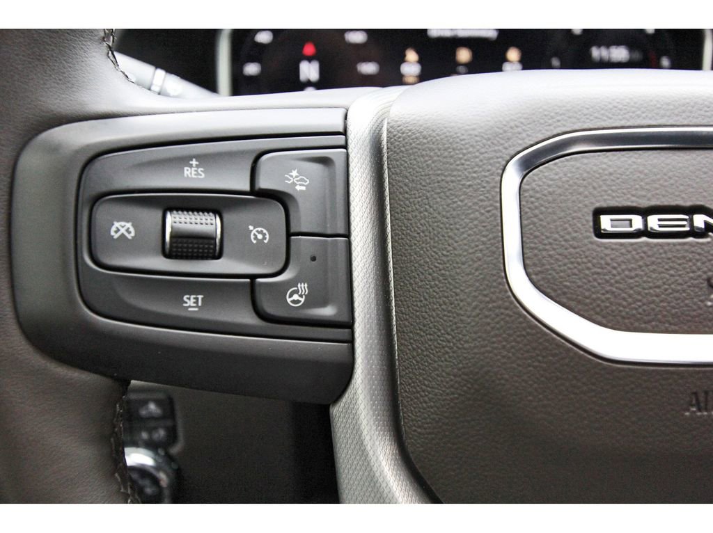 Used 2024 GMC Sierra 2500 Denali w/ Denali Reserve Package image 13