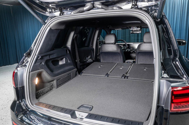 New 2025 Mercedes-Benz GLB 250 image 7