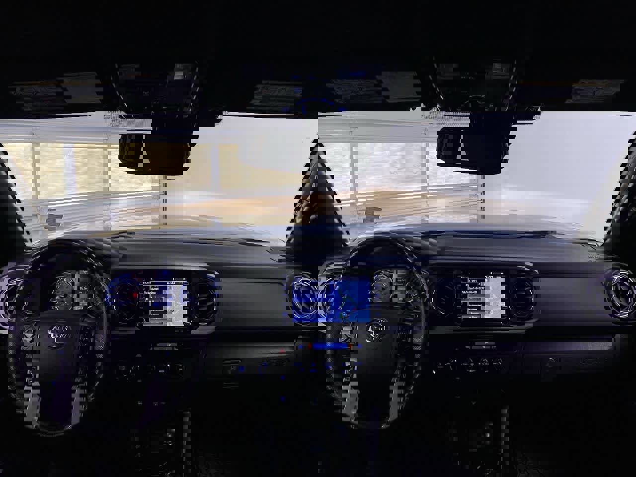 Used 2020 Toyota Tacoma TRD Off-Road image 12