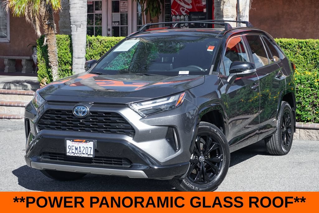 Used 2023 Toyota RAV4 XSE AWD/4WD image 4
