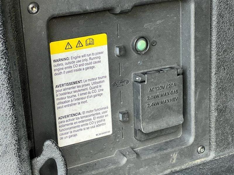 Used 2022 Ford F150 Lariat w/ Equipment Group 502A High image 54