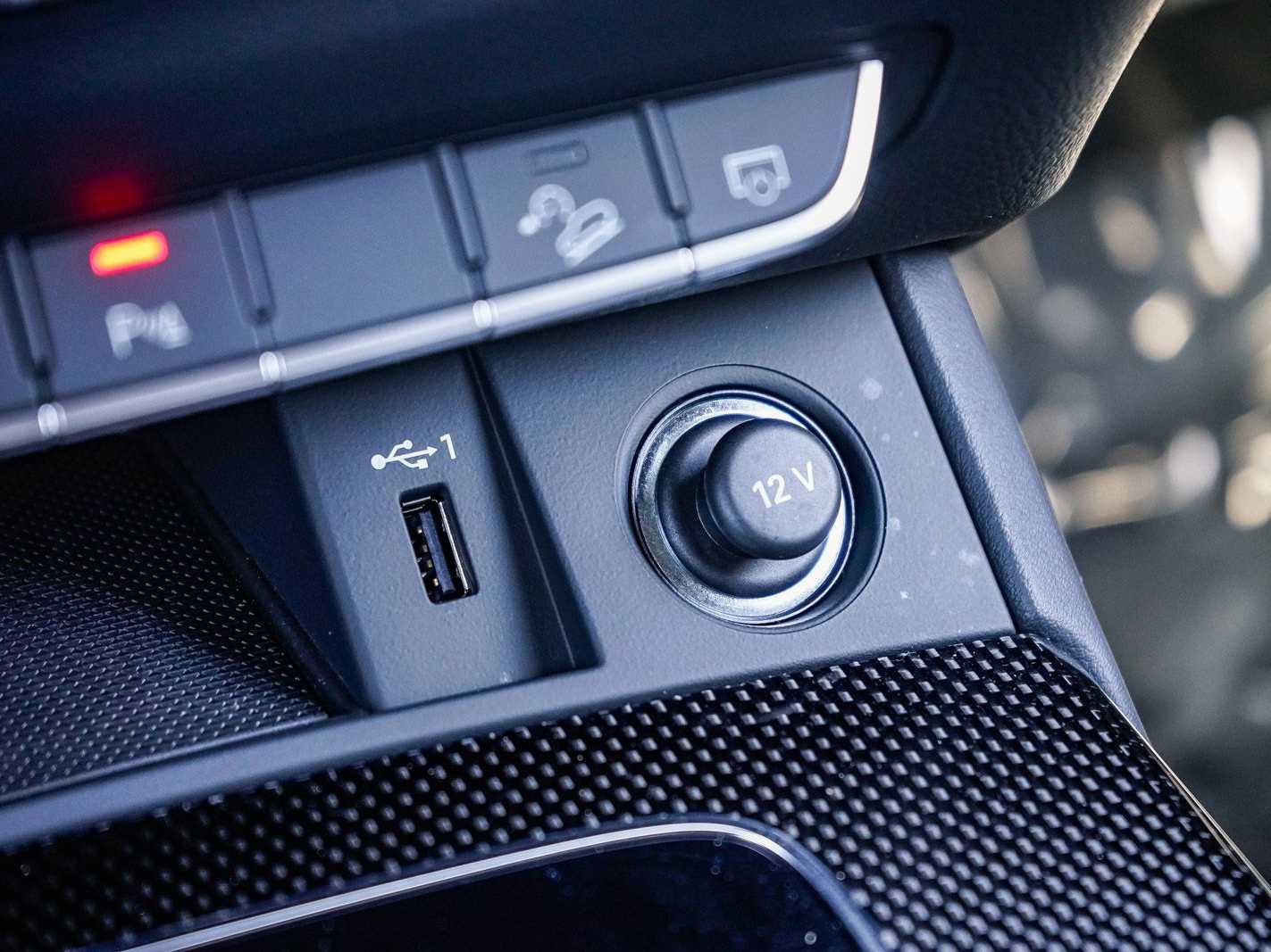 Used 2023 Audi SQ5 Prestige w/ Prestige Package image 22