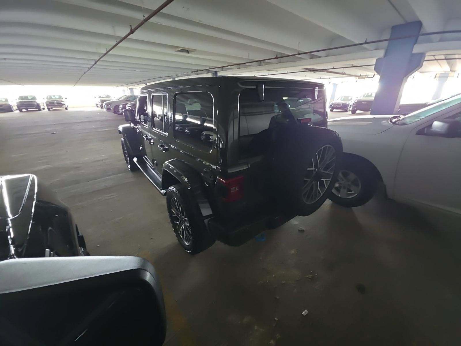 Used 2024 Jeep Wrangler High Altitude image 3