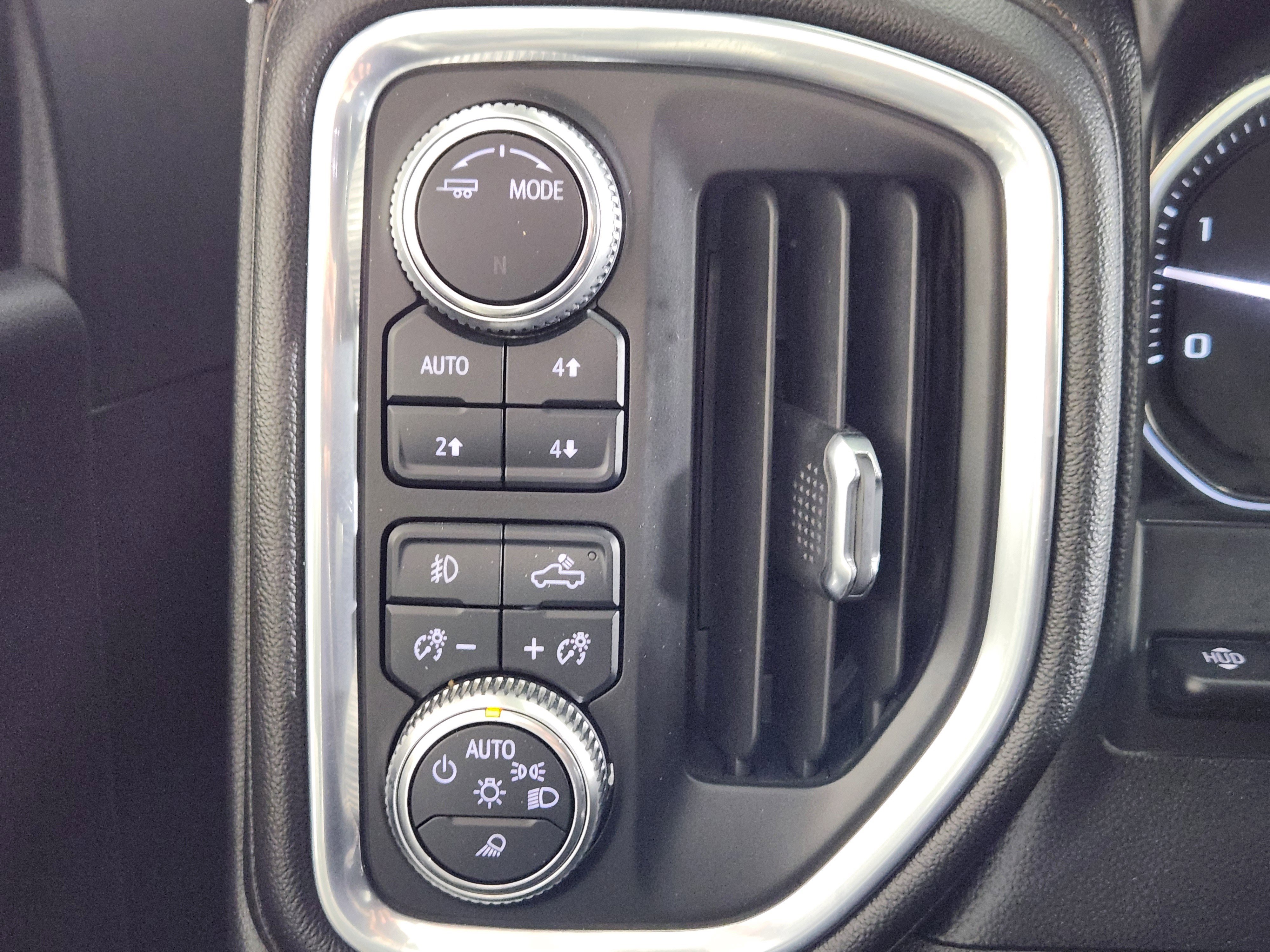 Used 2020 GMC Sierra 2500 AT4 w/ AT4 Premium Package image 27