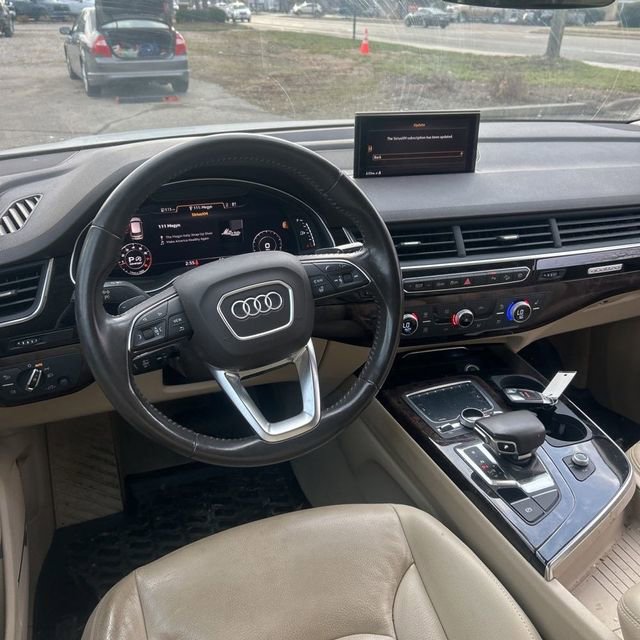 Used 2018 Audi Q7 3.0T Premium Plus image 9