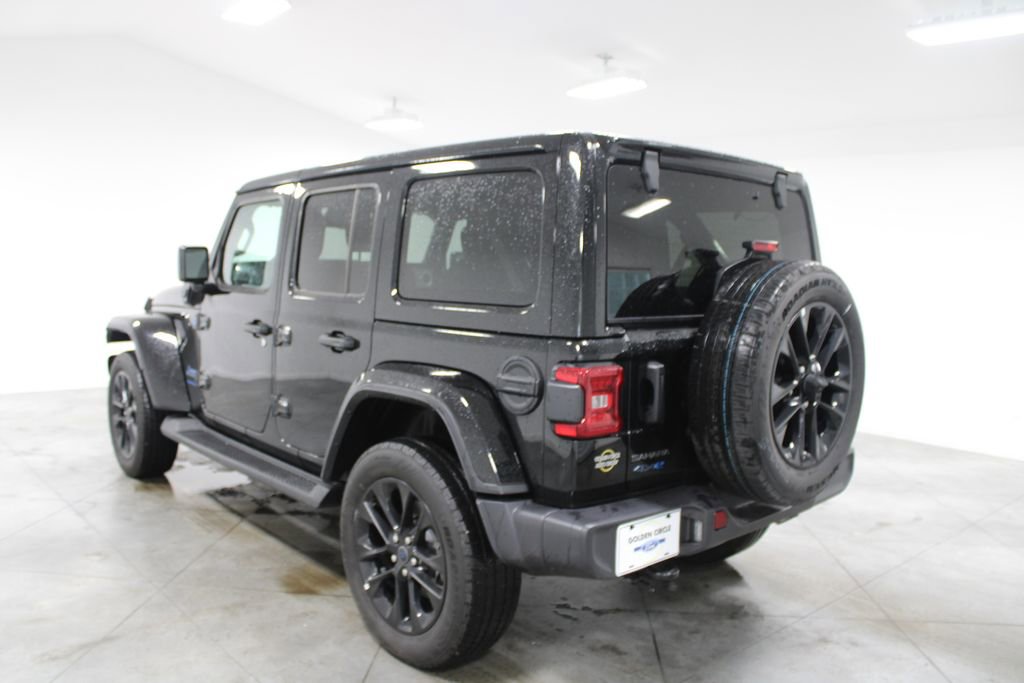 Used 2025 Jeep Wrangler Unlimited Sahara image 7