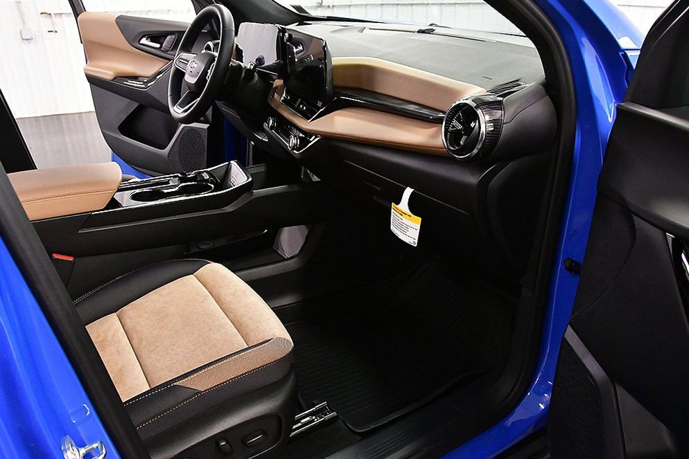 New 2026 Chevrolet Equinox ACTIV w/ Convenience Package III image 27