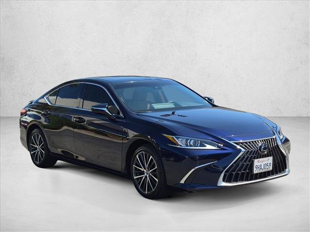 Used 2023 Lexus ES 300h w/ Premium Package FWD image 4