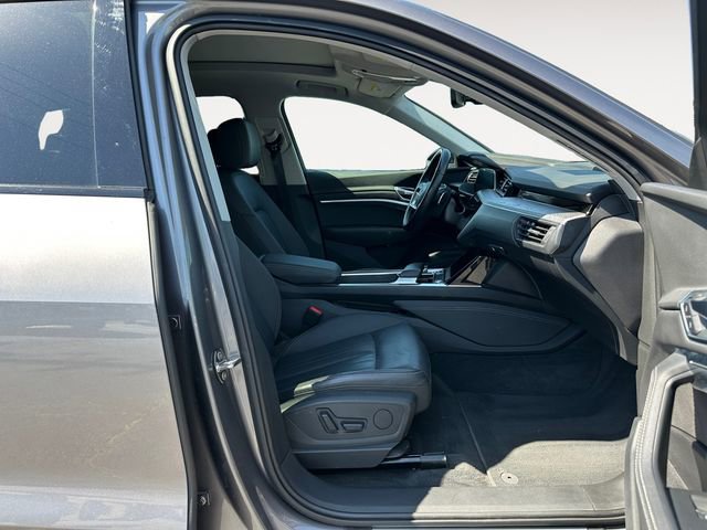 Used 2021 Audi e-tron Premium w/ Convenience Plus Package AWD/4WD image 15