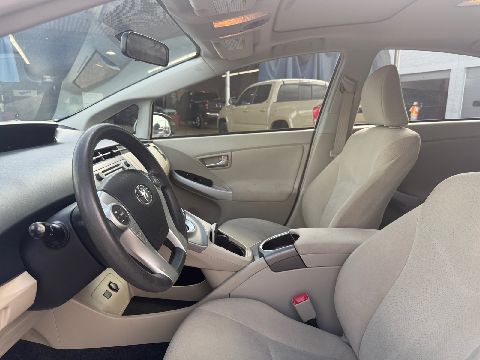 Used 2012 Toyota Prius Three w/ Solar Roof Pkg FWD image 12