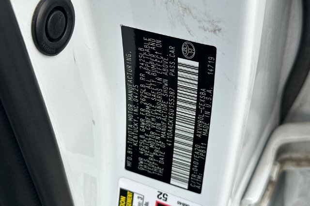 Used 2025 Toyota Camry SE FWD image 30