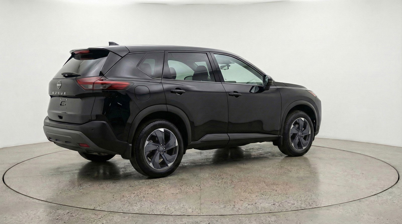 Used 2025 Nissan Rogue SV image 9