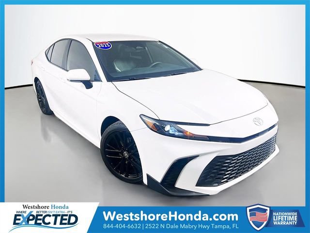 Used 2025 Toyota Camry SE FWD video 1