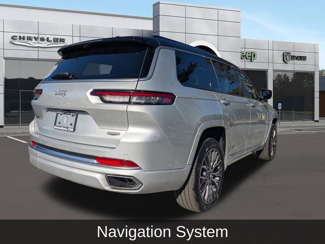 Used 2024 Jeep Grand Cherokee L Summit AWD/4WD image 4