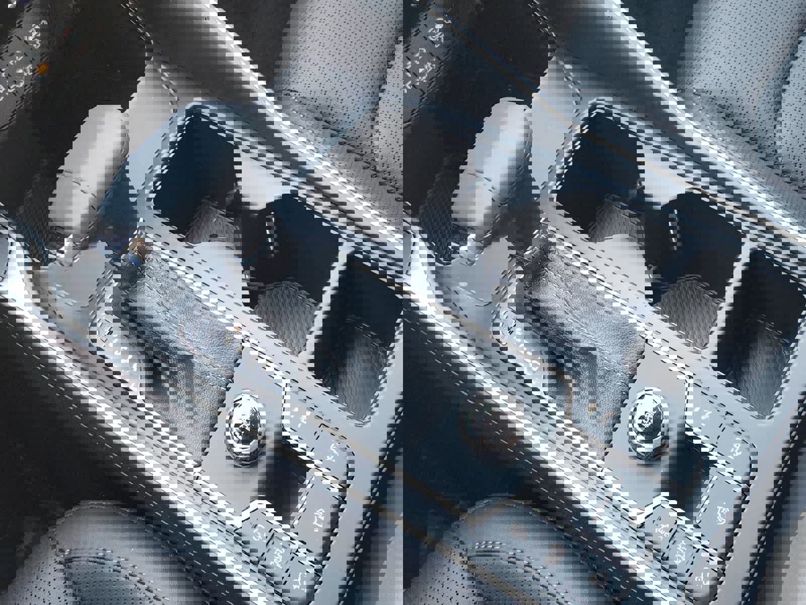 New 2026 Kia Sorento S w/ S Panoramic Sunroof Package FWD image 19