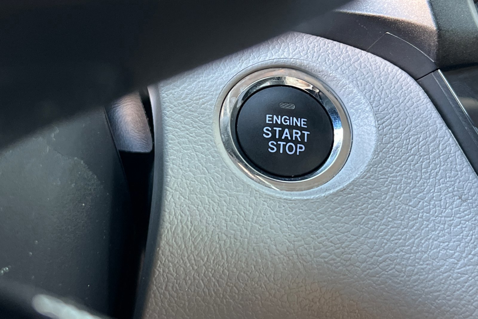 Used 2020 Toyota Sienna XLE image 23