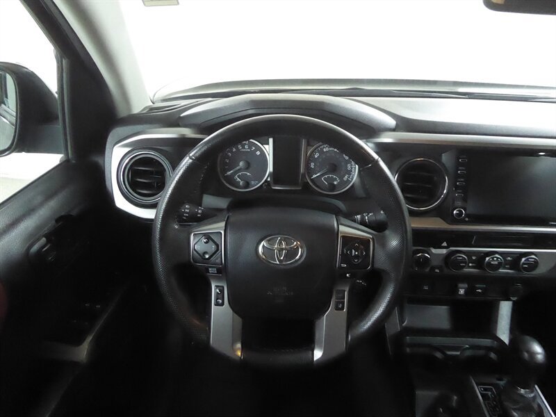 Used 2023 Toyota Tacoma SR5 AWD/4WD image 8