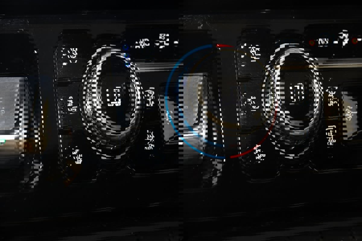 Used 2023 GMC Sierra 1500 Denali image 8