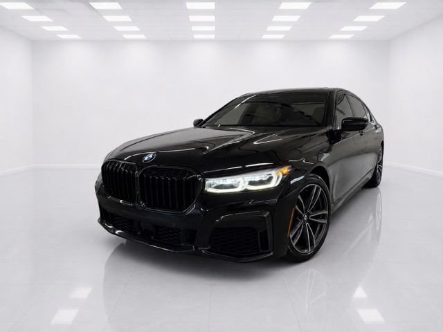 Used 2022 BMW 750i xDrive w/ Executive Package AWD/4WD image 12