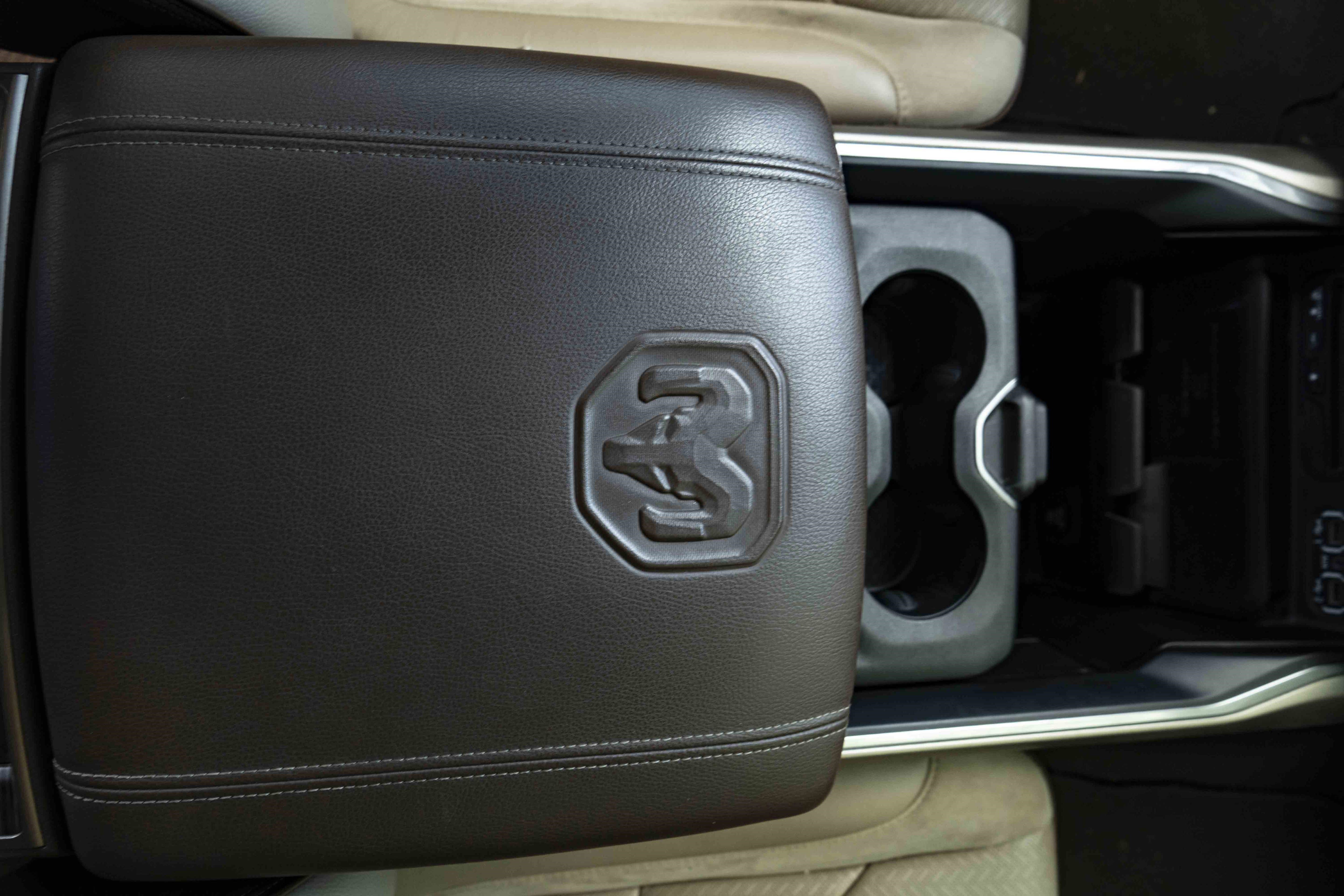 Used 2019 RAM 1500 Laramie AWD/4WD image 27