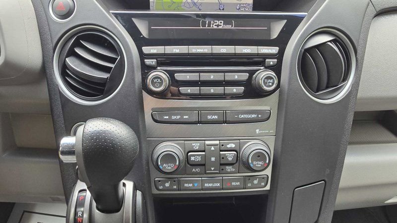 Used 2015 Honda Pilot EX-L image 24