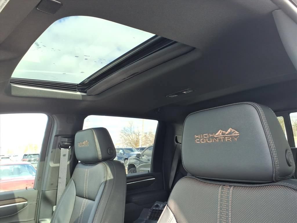 New 2026 Chevrolet Silverado 2500 High Country w/ Technology Package AWD/4WD image 14