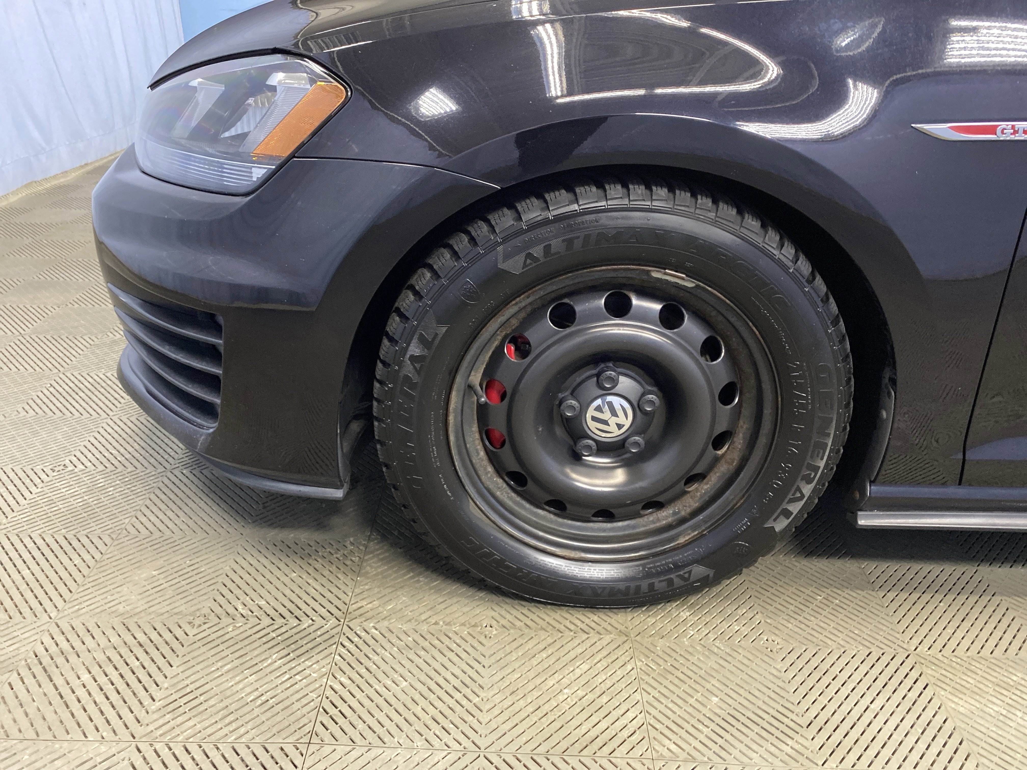 Used 2015 Volkswagen GTI S image 45