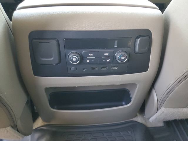 Used 2019 GMC Yukon SLT w/ Open Road Package RWD image 17