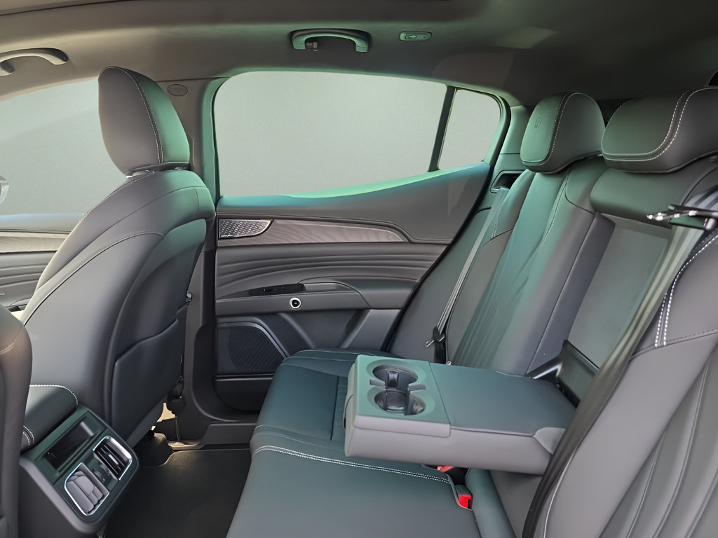 New 2025 Maserati Grecale Modena AWD/4WD image 31