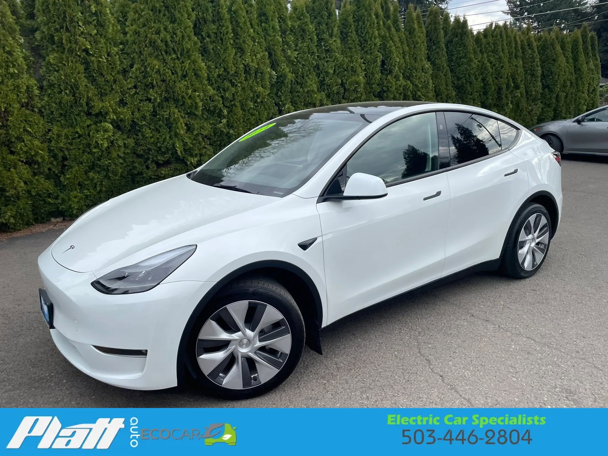 Used 2024 Tesla Model Y Long Range image 3