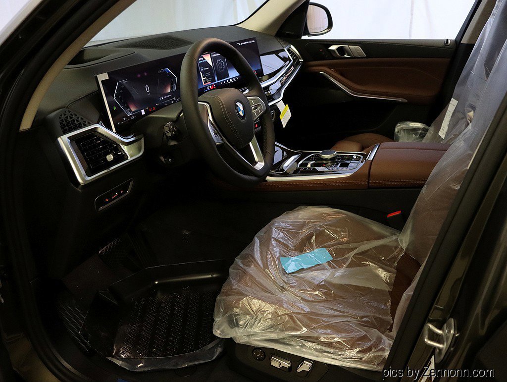 Used 2026 BMW X7 xDrive40i image 13