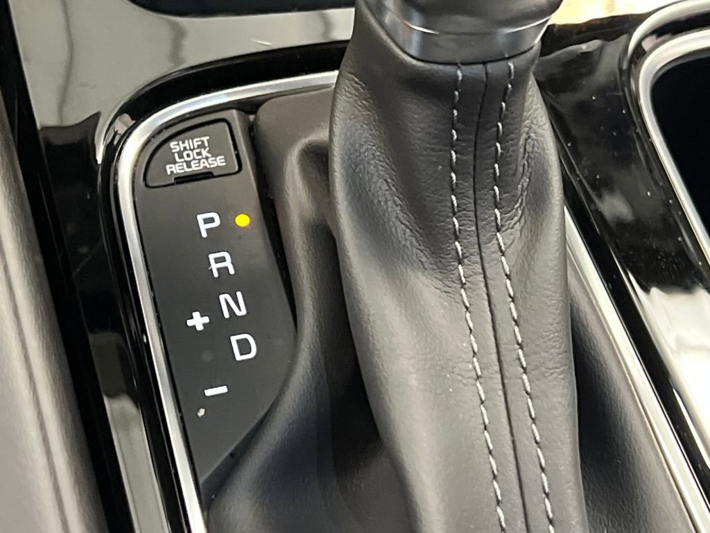 Used 2025 Kia Telluride S image 58