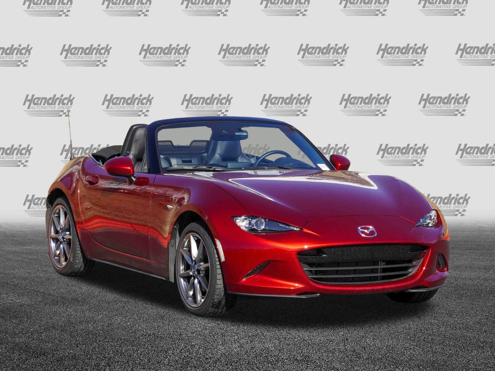 Used 2022 MAZDA MX-5 Miata Grand Touring image 2