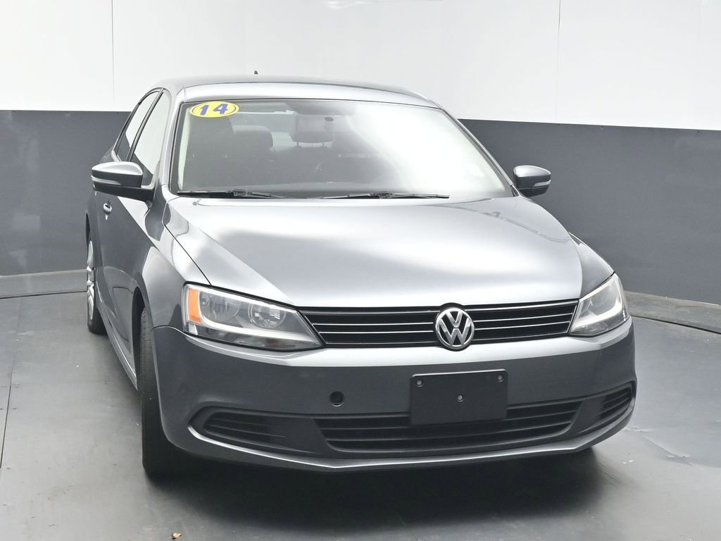 Used 2014 Volkswagen Jetta SE FWD image 3