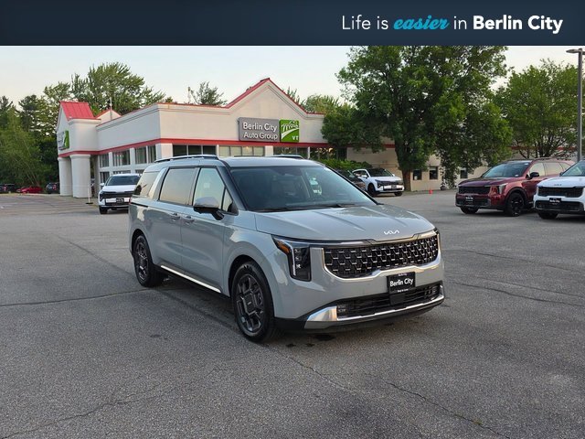 New 2025 Kia Carnival SX