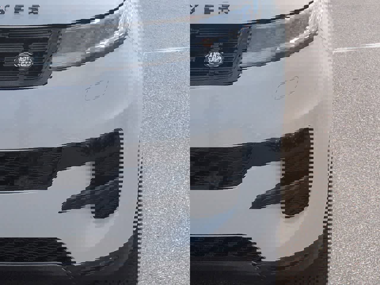 New 2026 Land Rover Range Rover Sport SE AWD/4WD image 10