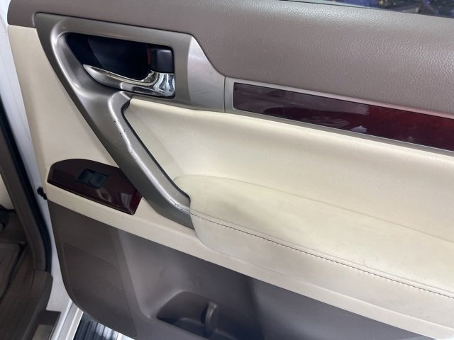 Used 2016 Lexus GX 460 image 27