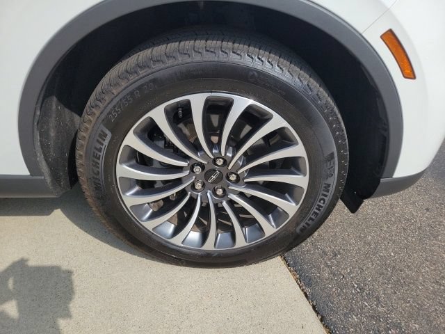 Certified 2024 Lincoln Aviator Reserve w/ Elements Package Plus AWD/4WD image 19