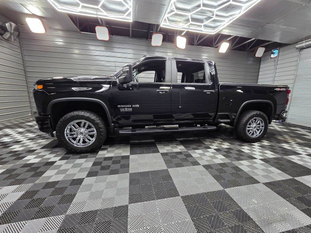 Used 2022 Chevrolet Silverado 2500 Custom w/ Custom Convenience Package AWD/4WD image 8