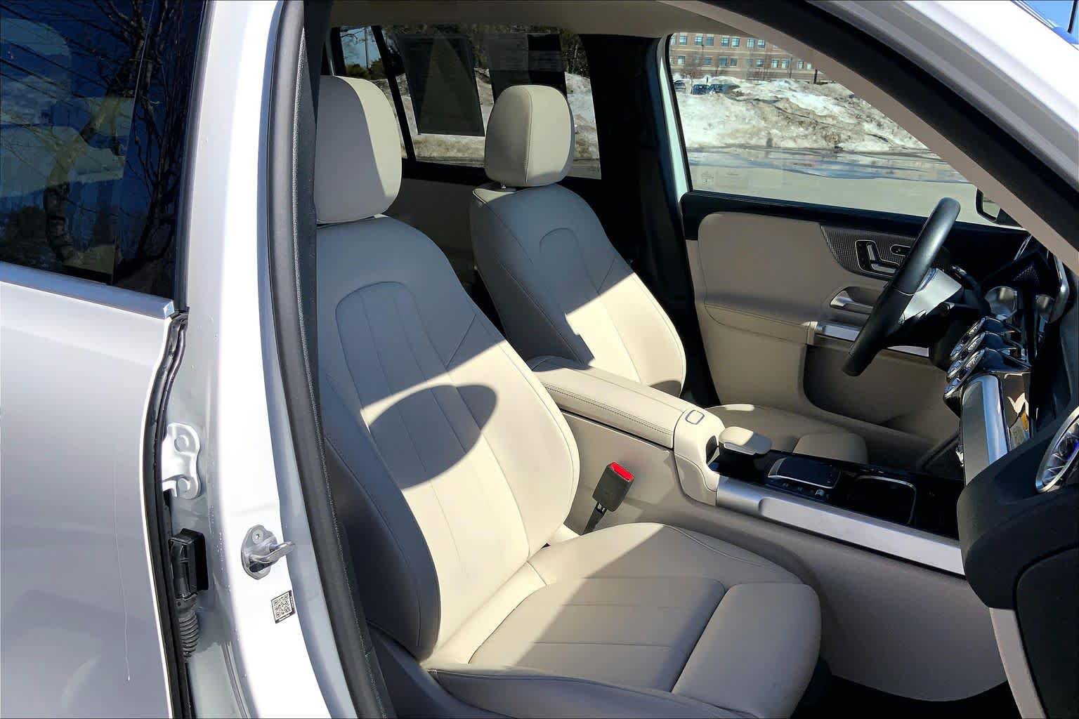 Certified 2022 Mercedes-Benz GLB 250 image 8