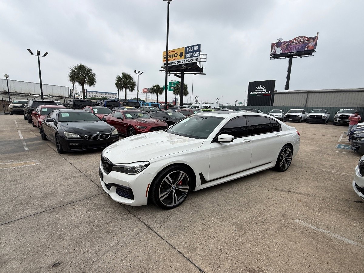 Used 2016 BMW 740i RWD image 7