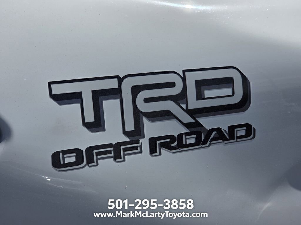 Used 2025 Toyota Tacoma TRD Off-Road AWD/4WD image 11