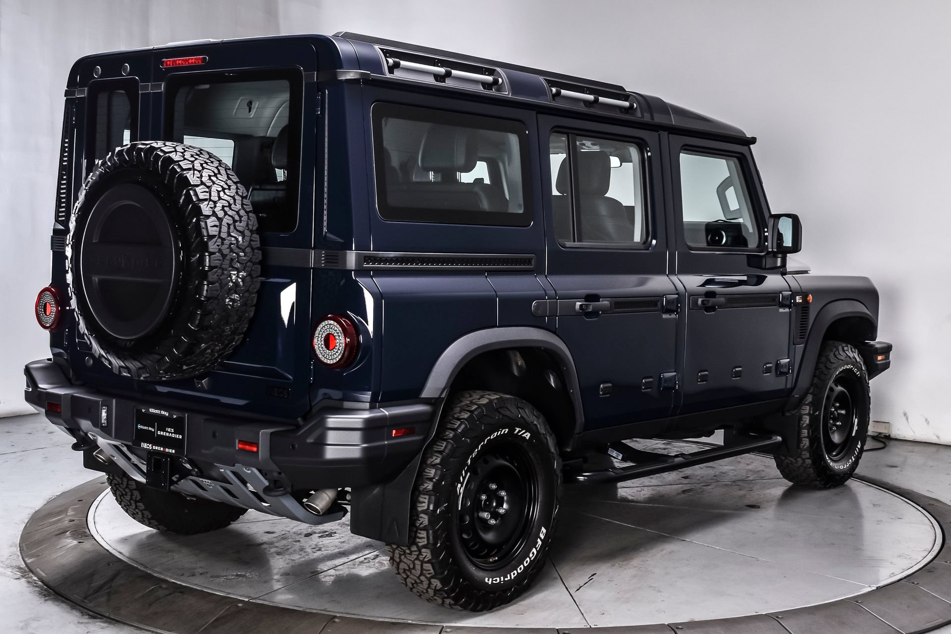 Used 2025 INEOS Grenadier Station Wagon AWD/4WD image 5