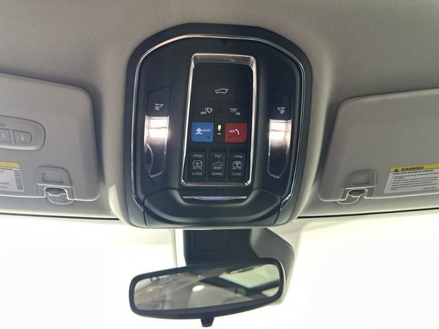 Used 2023 Jeep Grand Cherokee 4WD 4xe image 24