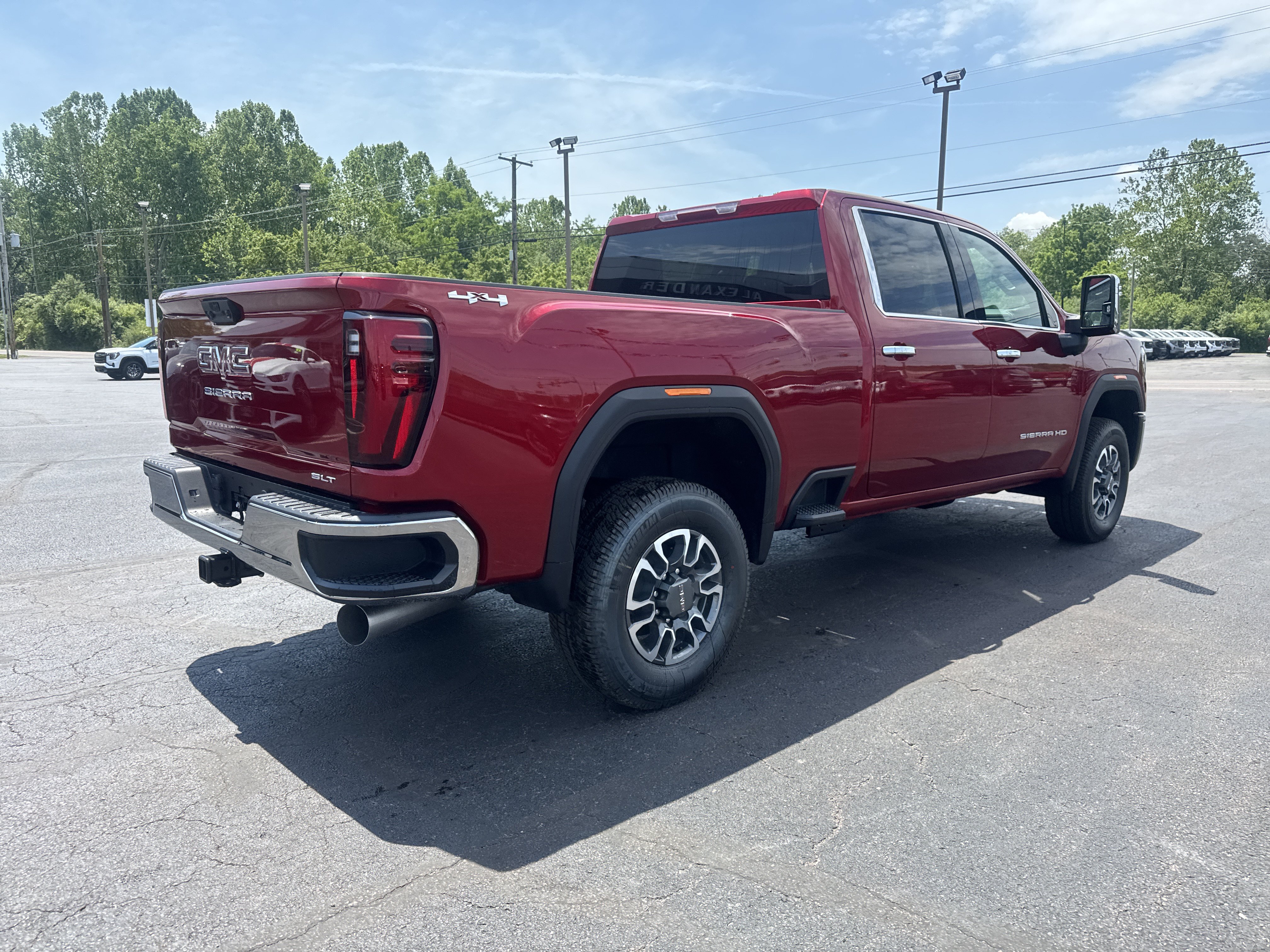 New 2026 GMC Sierra 2500 SLT AWD/4WD video 3