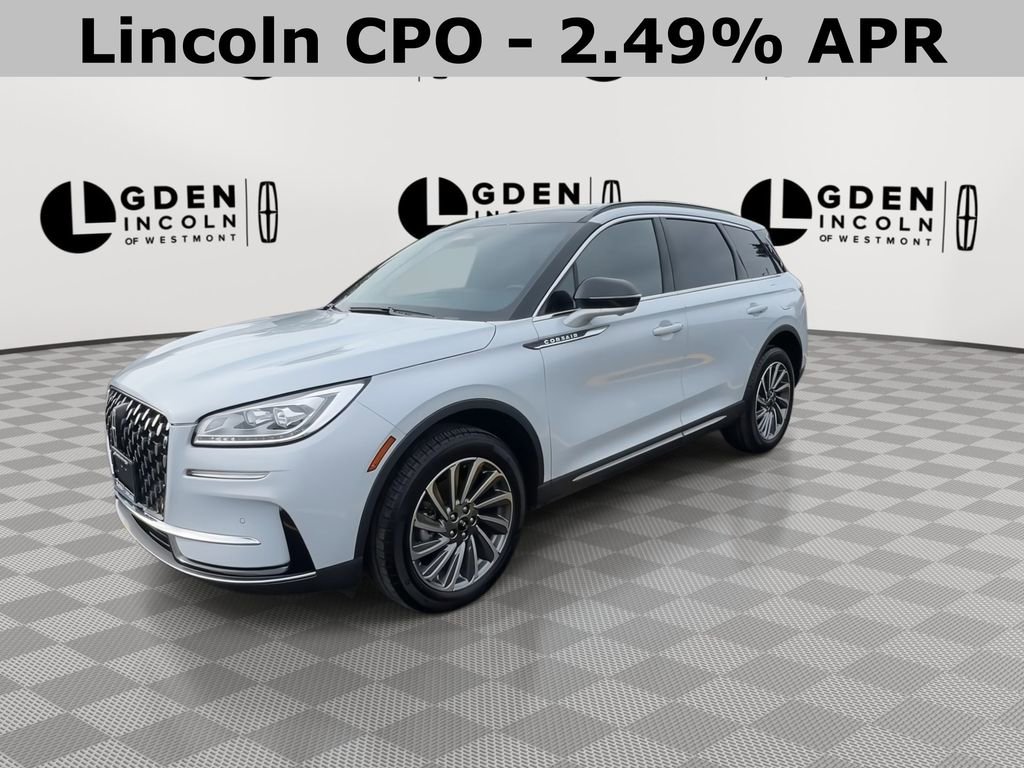 Used 2025 Lincoln Corsair Reserve w/ Rear Removable Package Tray image 4