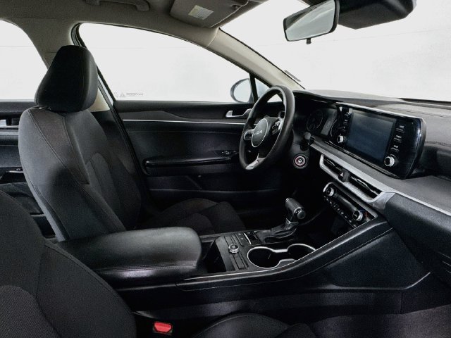Used 2022 Kia K5 LX FWD image 23